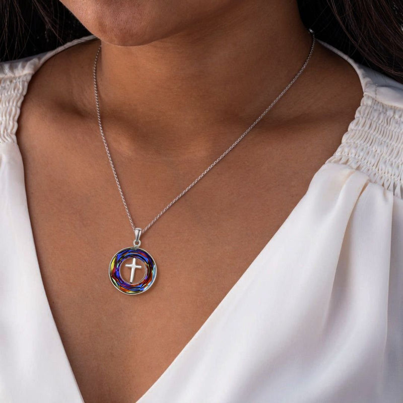 JESUS é a Resposta - Colar Cristal e Cruz